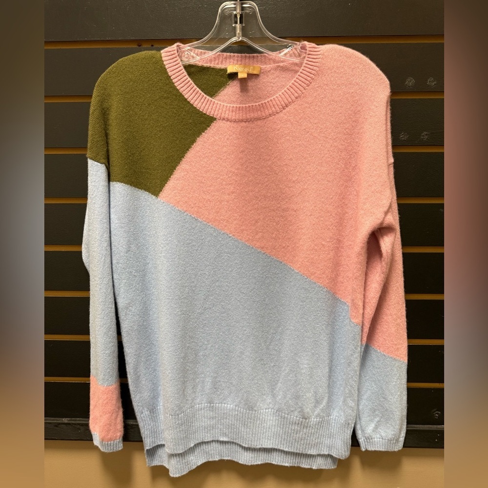 KIER + J Pink and Blue Crew Neck Sweater